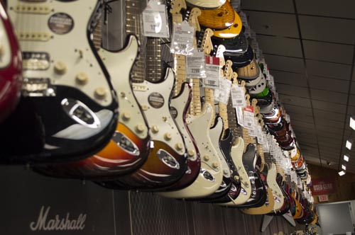 guitar shop bolton